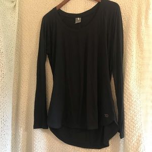 Black long sleeve work out top